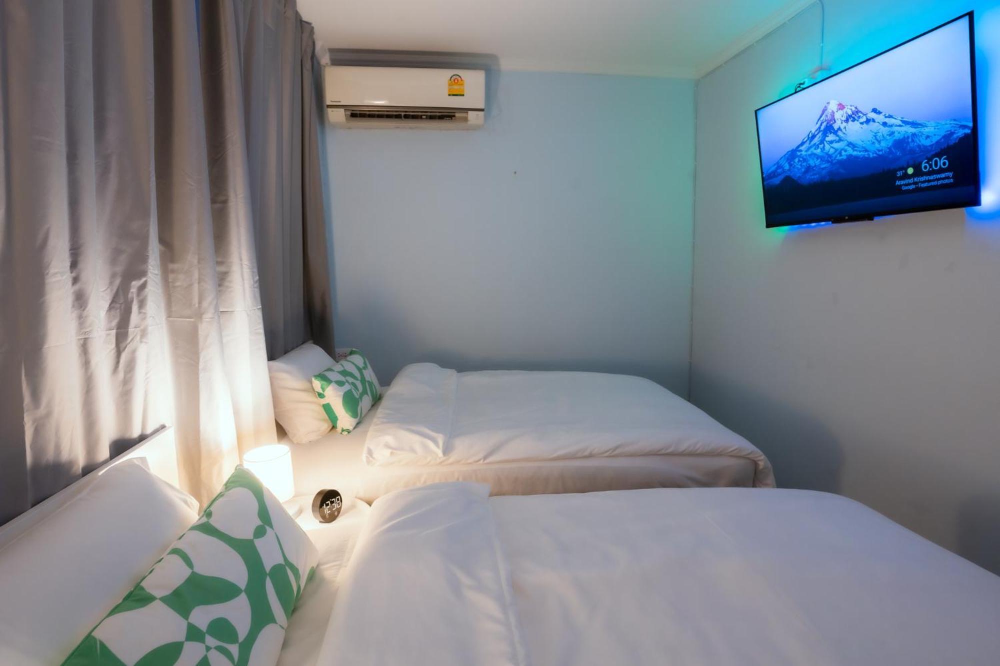 420 Hostel - Ekkamai Buds & Beds Bangkok Exteriör bild